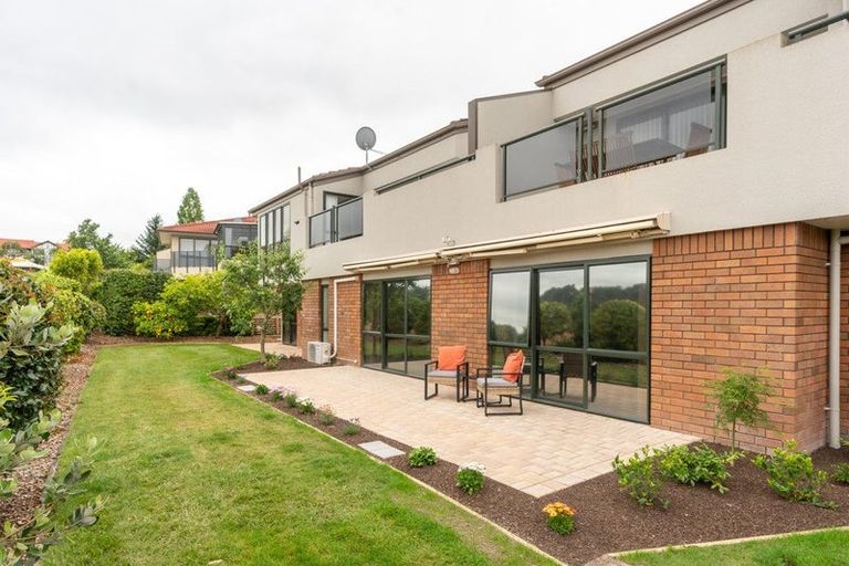 Photo of property in 61 Grosvenor Gardens, Flagstaff, Hamilton, 3210