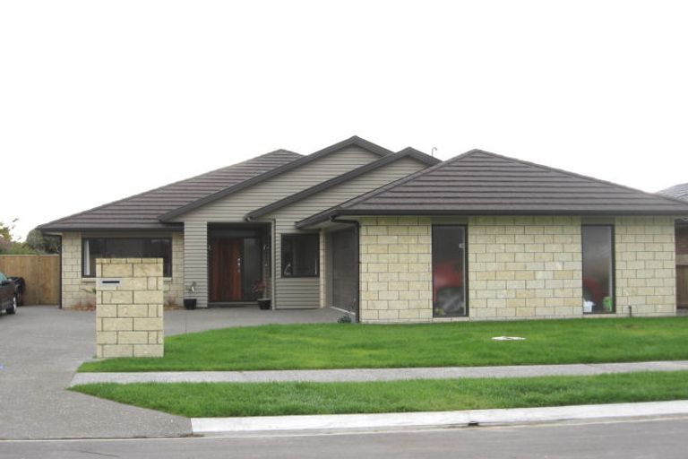 Photo of property in 7 Hulme Way, Raumati Beach, Paraparaumu, 5032