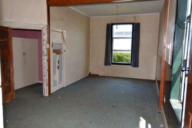 Photo of property in 147 Morton Street, Strathern, Invercargill, 9812