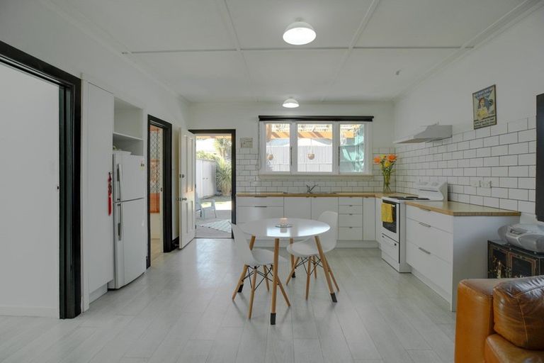 Photo of property in 112 Munroe Street, Napier South, Napier, 4110