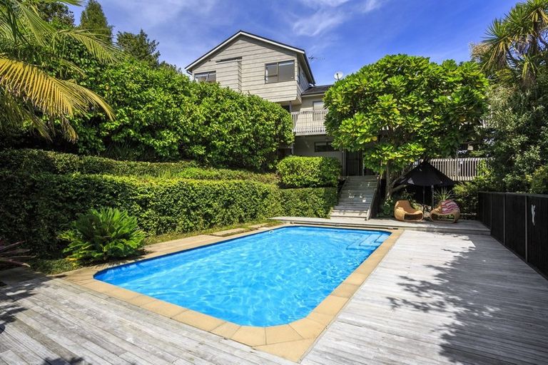 Photo of property in 22b Mariposa Crescent, Birkenhead, Auckland, 0626