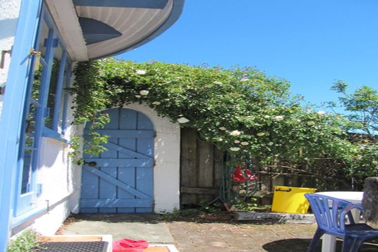 Photo of property in 16 Albert Road, Stepneyville, Nelson, 7010