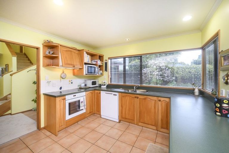 Photo of property in 27 Collingwood Street, Hokowhitu, Palmerston North, 4410