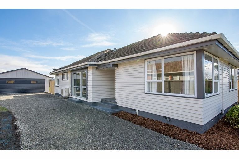 Photo of property in 131 Cuthberts Road, Aranui, Christchurch, 8061