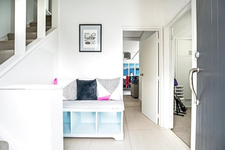 Photo of property in 90 Matipo Road, Mairangi Bay, Auckland, 0630