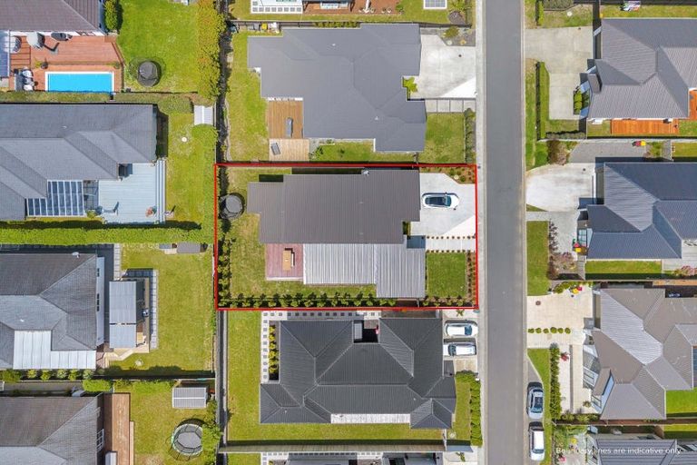 Photo of property in 11 Cutfield Lane, Kumeu, 0810