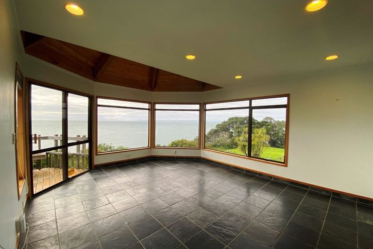 Photo of property in 30 East Avenue, Manly, Whangaparaoa, 0930