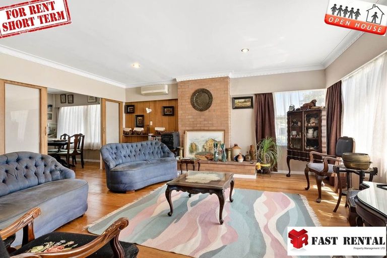 Photo of property in 3 The Rosebowl, Sunnyhills, Auckland, 2010