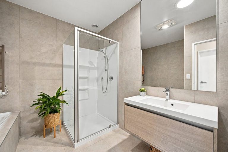 Photo of property in 8 Roundel Crescent, Whenuapai, Auckland, 0618