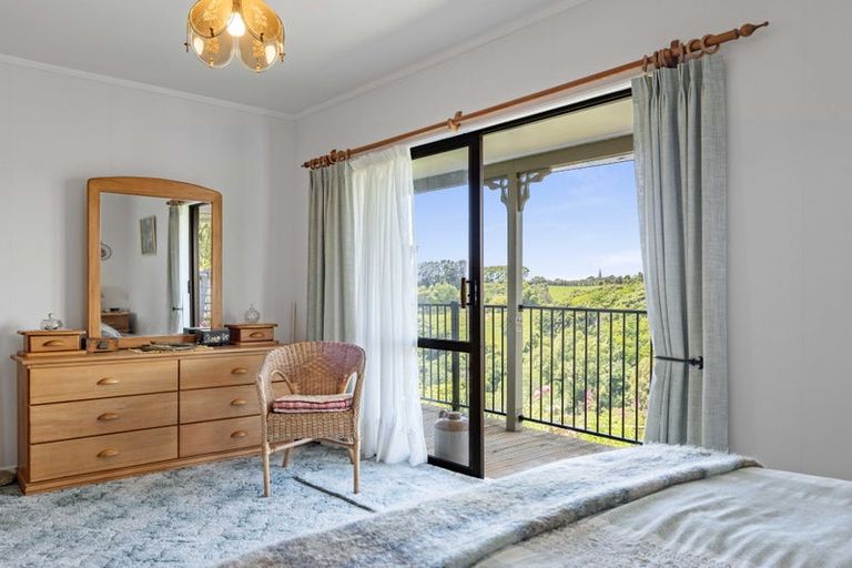 Photo of property in 5c Lindaver Grove, Merrilands, New Plymouth, 4312