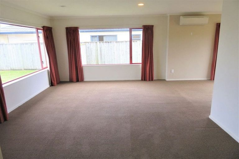 Photo of property in 3 Blythfield Place, Taradale, Napier, 4112