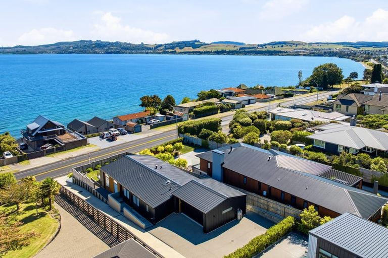 Photo of property in 184a Lake Terrace, Hilltop, Taupo, 3330