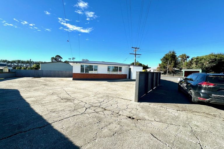 Photo of property in 1 Baker Street, Stirling, 9231