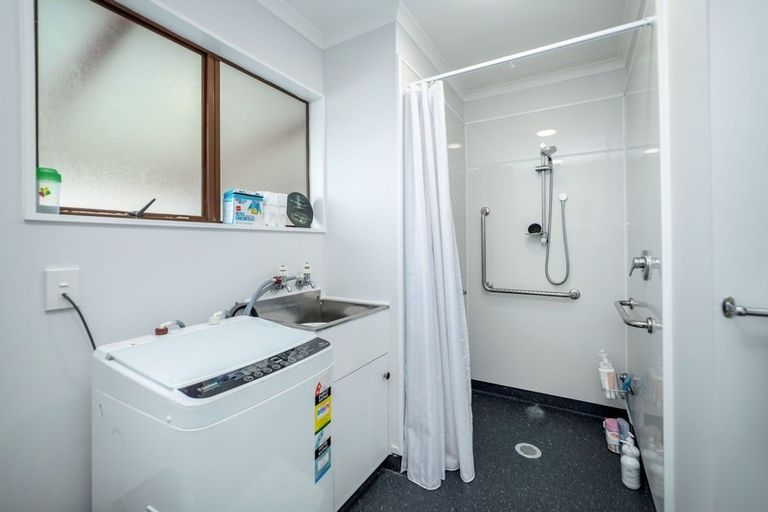 Photo of property in 4/29 Raglan Street, Lansdowne, Masterton, 5810