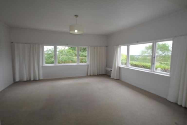 Photo of property in 189 Jutland Road, Pukekohe, 2120
