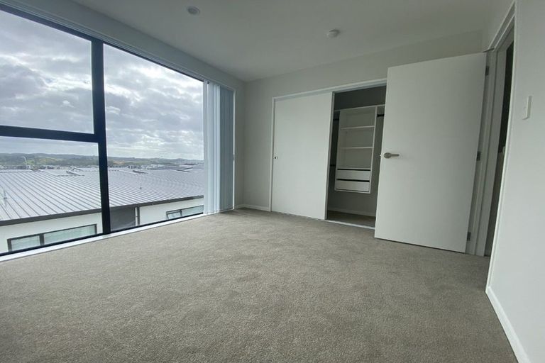 Photo of property in 39 Hinonga Loop, Silverdale, 0932