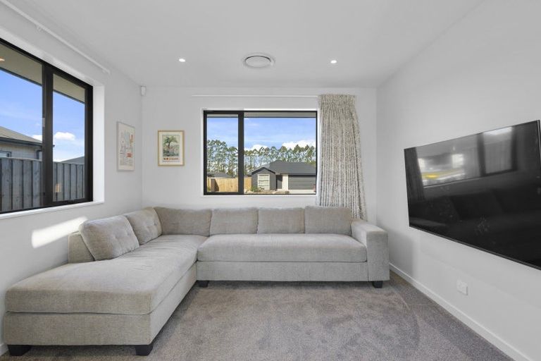 Photo of property in 29 Bob Reid Crescent, Darfield, 7571