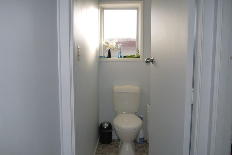 Photo of property in 1/11 Ballater Place, Highland Park, Auckland, 2010