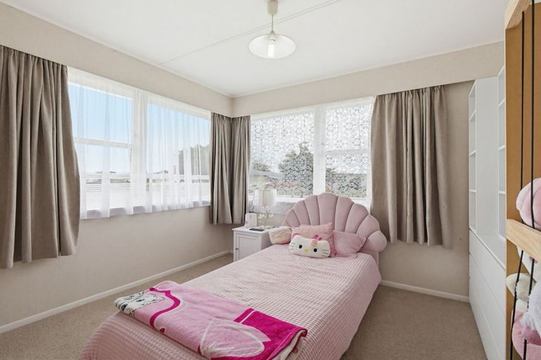 Photo of property in 32 Langley Avenue, Milson, Palmerston North, 4414