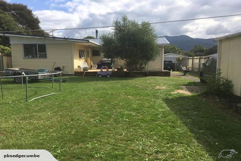 Photo of property in 21 Runuku Grove, Turangi, 3334