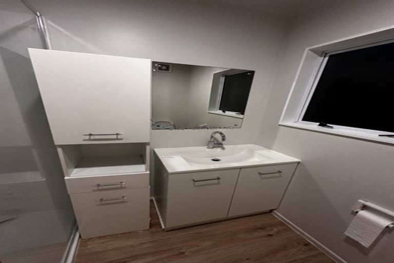 Photo of property in 69 Vintage Drive, Henderson, Auckland, 0612