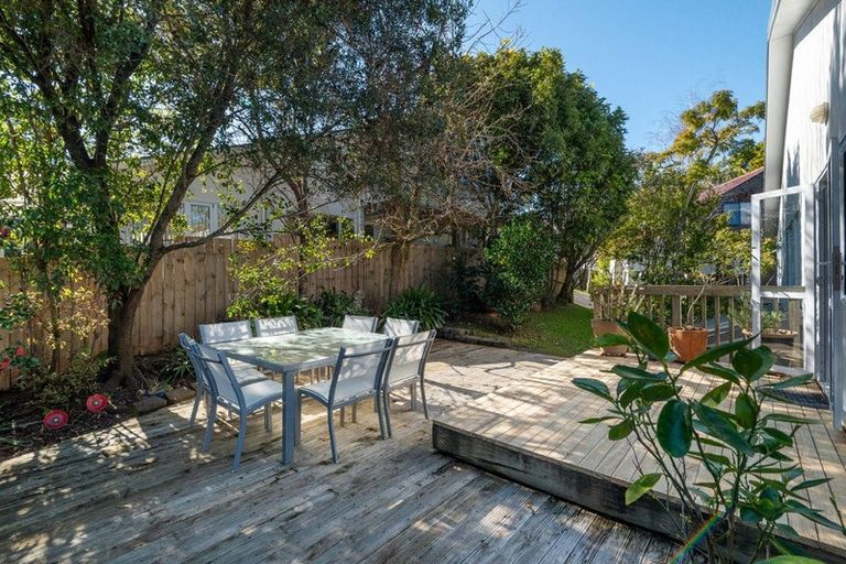 Photo of property in 4/62a Lynden Avenue, Hillcrest, Auckland, 0627