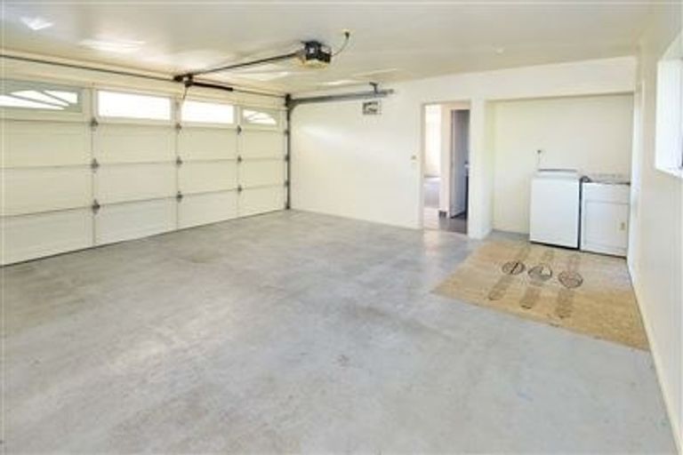 Photo of property in 2/58 Walton Street, Red Beach, 0932