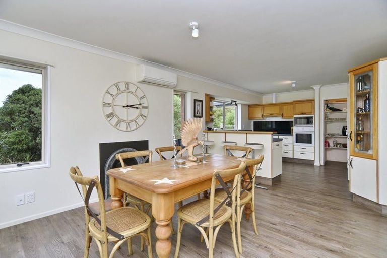 Photo of property in 8 Bank Street, Amberley, 7410