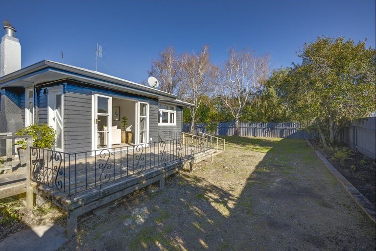 Photo of property in 45 Middle Road, Havelock North, 4130