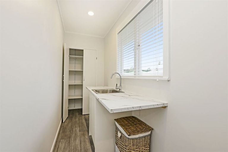 Photo of property in 9 Dover Road, Flaxmere, Hastings, 4120