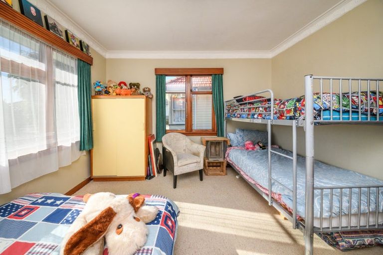Photo of property in 8 Rewa Street, Takaro, Palmerston North, 4412