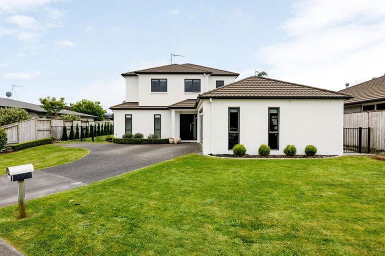 Photo of property in 24 Langdale Court, Huntington, Hamilton, 3210