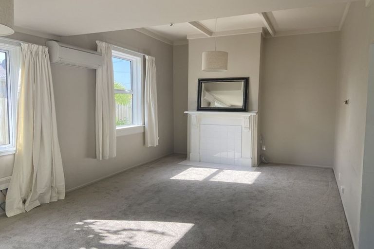 Photo of property in 33 Vagues Road, Northcote, Christchurch, 8052