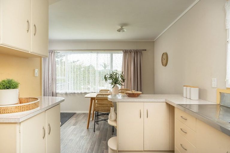 Photo of property in 74 Paramount Parade, Tikipunga, Whangarei, 0112