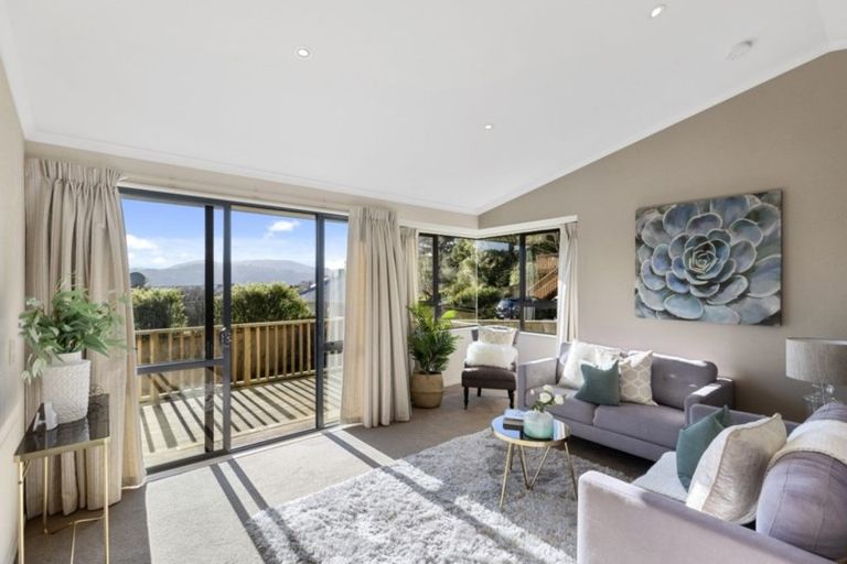 Photo of property in 35 Cleland Crescent, Naenae, Lower Hutt, 5011