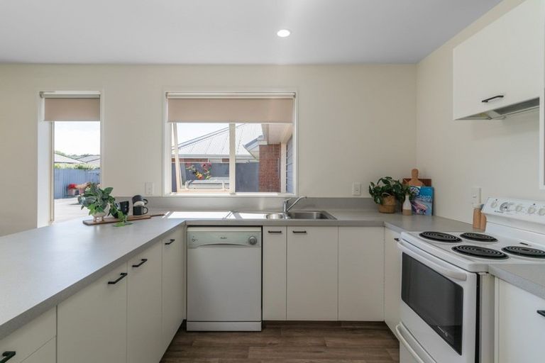 Photo of property in 1/7 Kennedys Bush Road, Halswell, Christchurch, 8025