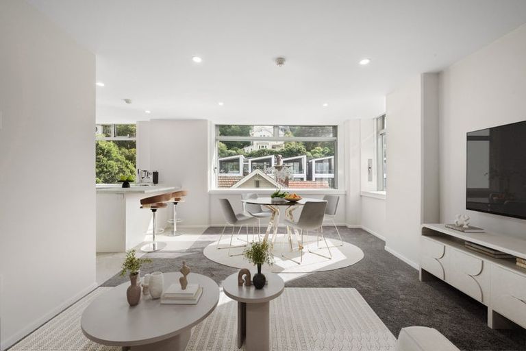 Photo of property in Jerningham Apartments, 20 Oriental Terrace, Oriental Bay, Wellington, 6011