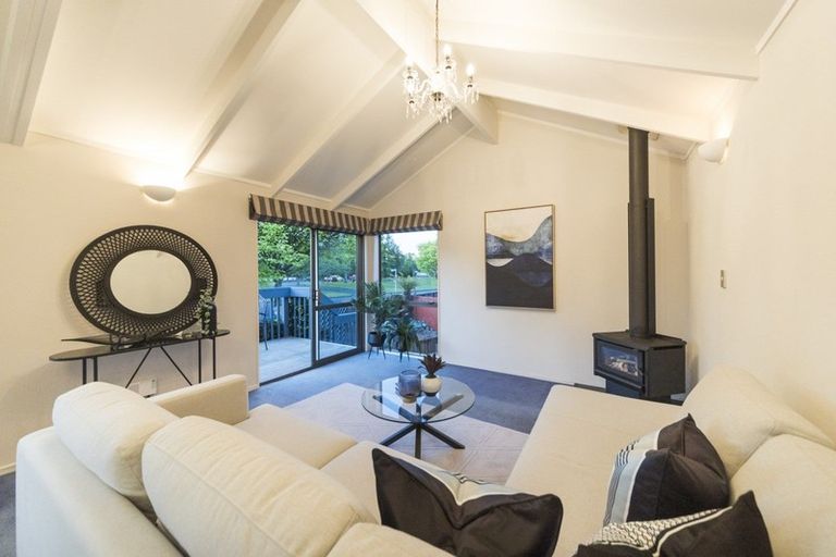 Photo of property in 75a Waterloo Crescent, Hokowhitu, Palmerston North, 4410