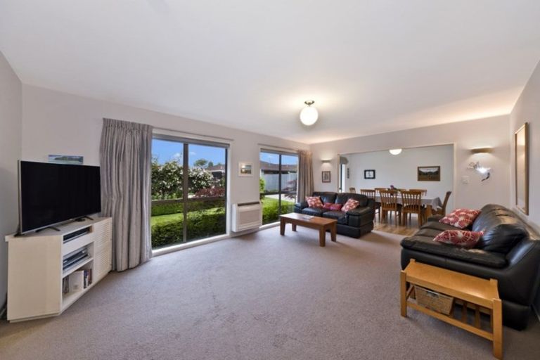 Photo of property in 3a Lochmore Street, Bishopdale, Christchurch, 8051