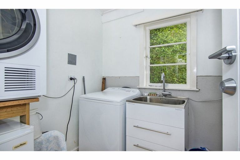 Photo of property in 25 Whangarei Heads Road, Onerahi, Whangarei, 0110