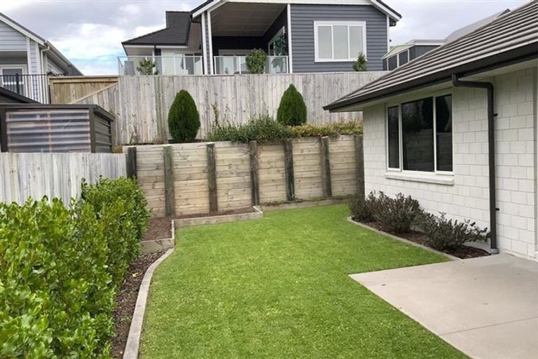 Photo of property in 37 Hass Drive, Ohauiti, Tauranga, 3112