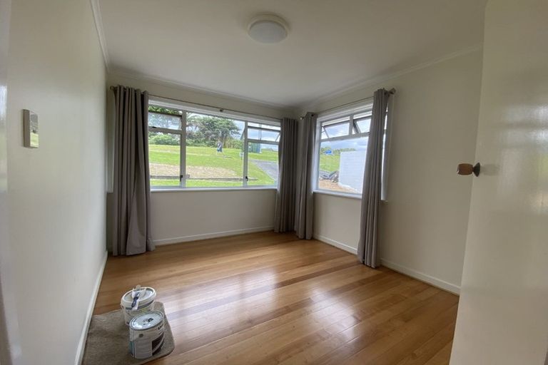 Photo of property in 604 East Coast Road, Pinehill, Auckland, 0630
