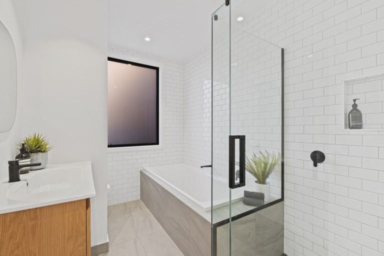 Photo of property in 3b Glenelg Lane, Jacks Point, 9371