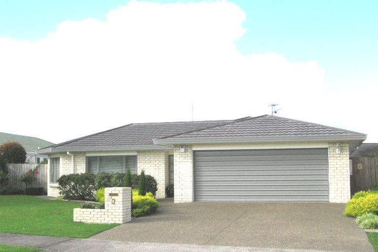 Photo of property in 3 Splendour Close, Henderson, Auckland, 0610