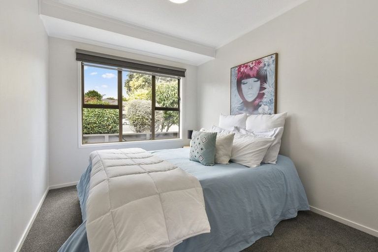 Photo of property in 18 Kaanapali Place, Wattle Downs, Auckland, 2103