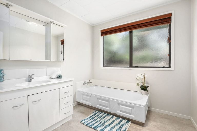 Photo of property in 1 Stirling Place, Dinsdale, Hamilton, 3204