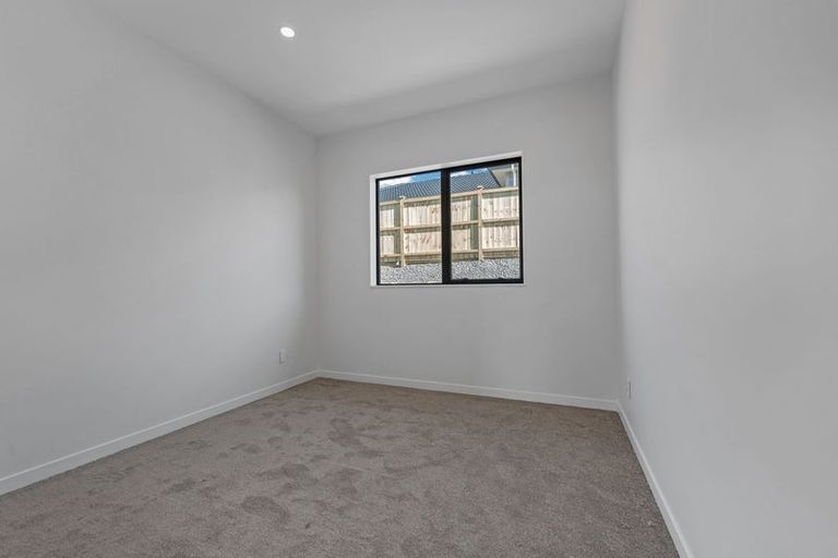 Photo of property in 7 Dolcetto Place, Pokeno, 2402