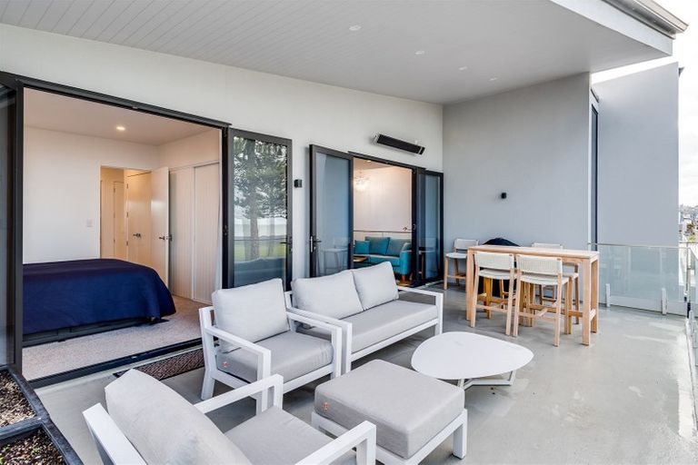 Photo of property in 607 Marine Parade, Napier South, Napier, 4110