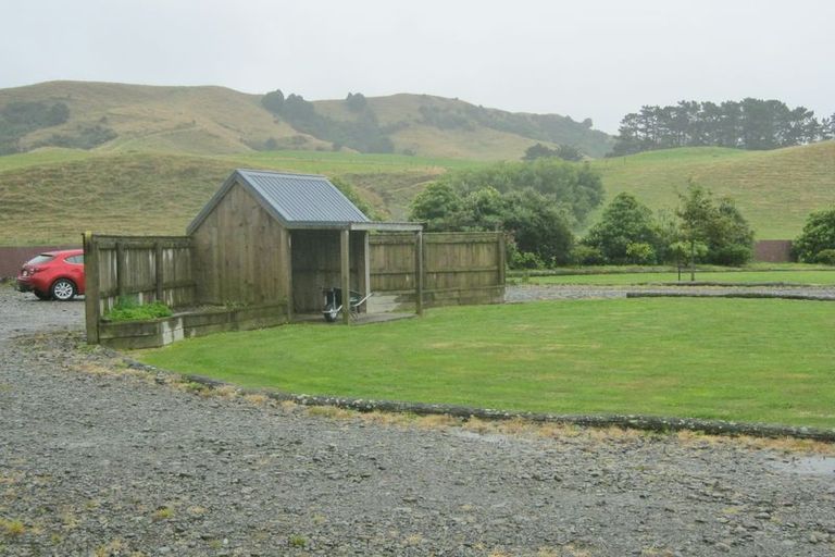 Photo of property in 103b Redpaths Road, Eketahuna, 4994