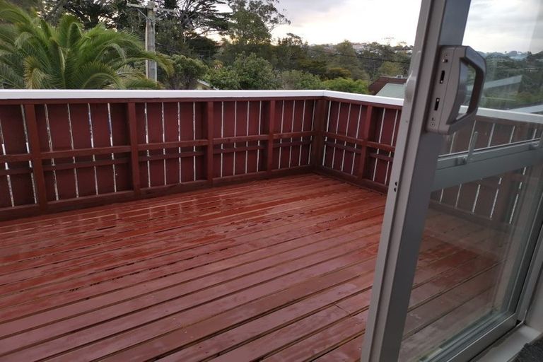 Photo of property in 1/11 Park Avenue, Northcote, Auckland, 0626